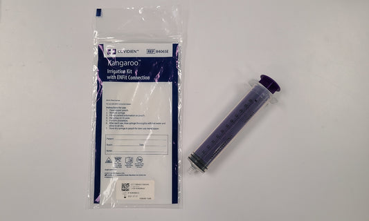 Kangaroo I.V. Pole Pouch with 60-cc Piston Syringe, ENFit Connection